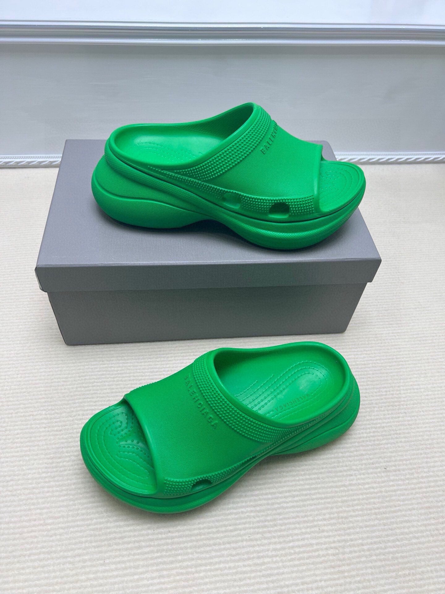 54J41Z Popular slippers Sole thickness 6cm