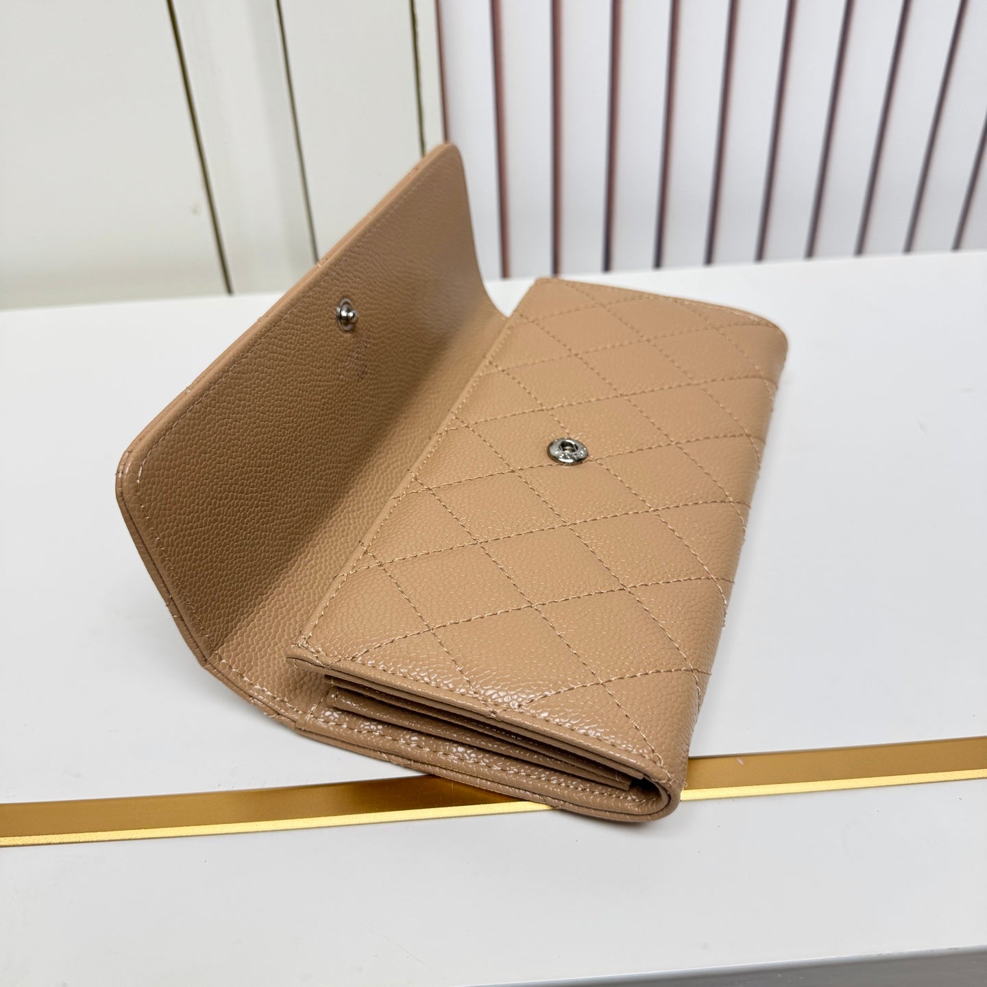 136NC21B Popular  leather  Wallets