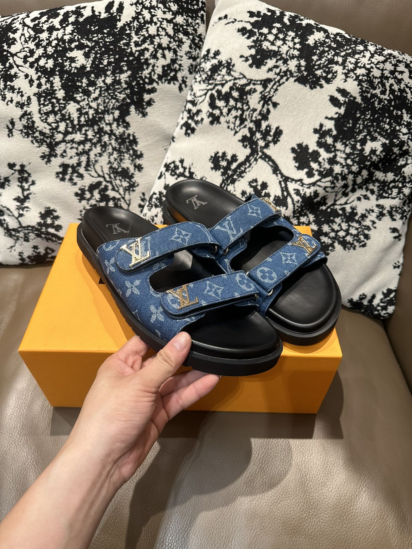 285ZE29Z  Popular leather Shoes