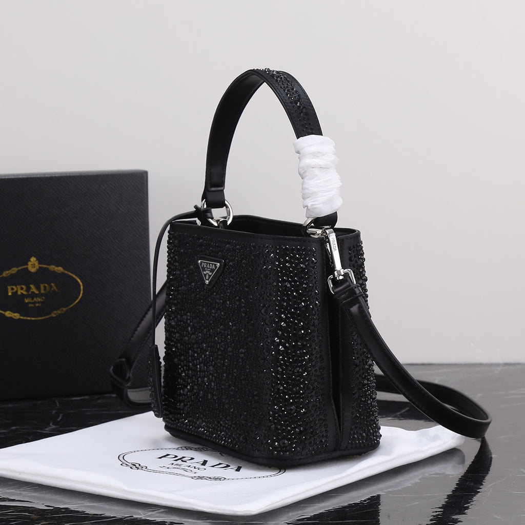 2XPD265B Popular    leather bag 