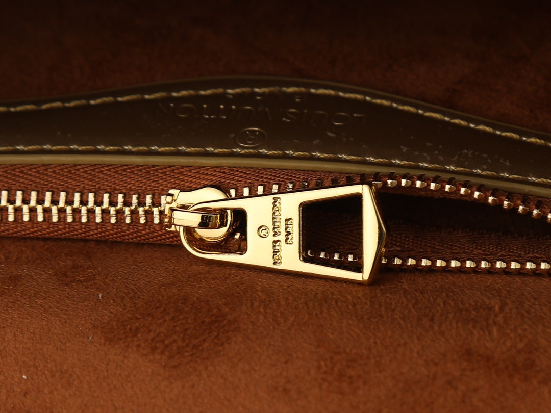 136PE41B Popular leather bag