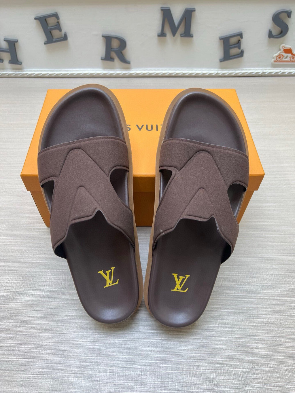 5LE229Z Popular Slippers