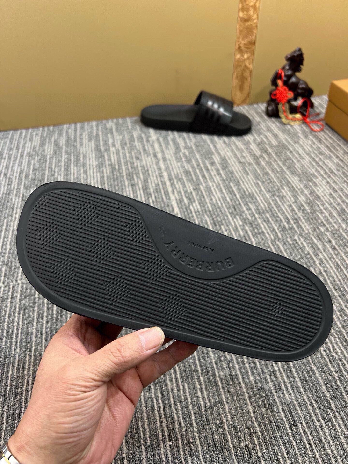 535ZR257Z Popular Slippers