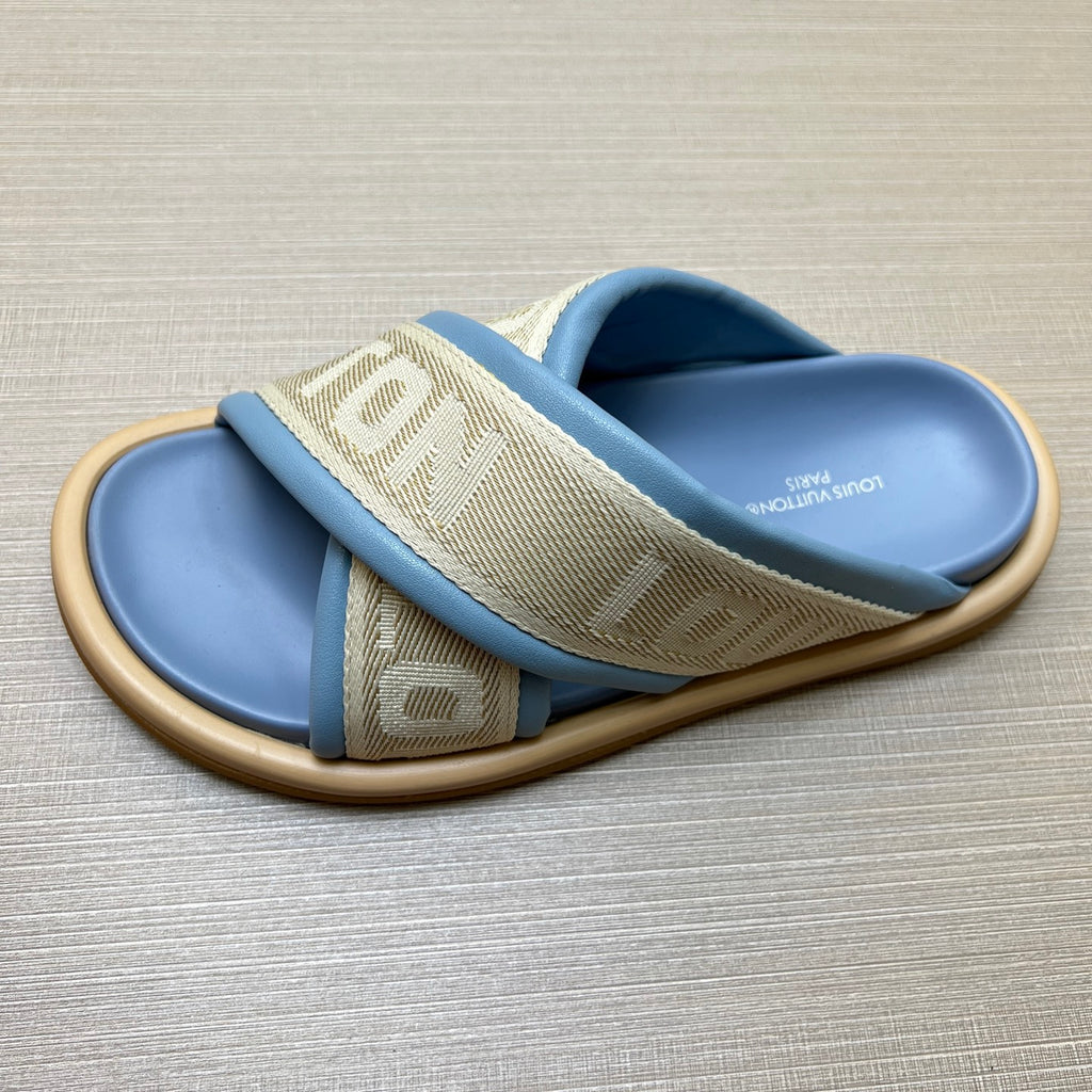 535ZE270Z Popular Slippers