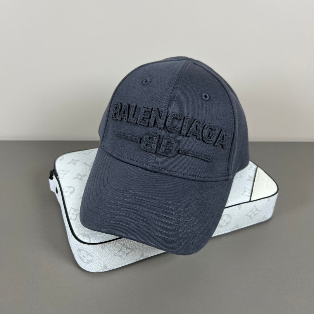 135ZJ532M Popular hats