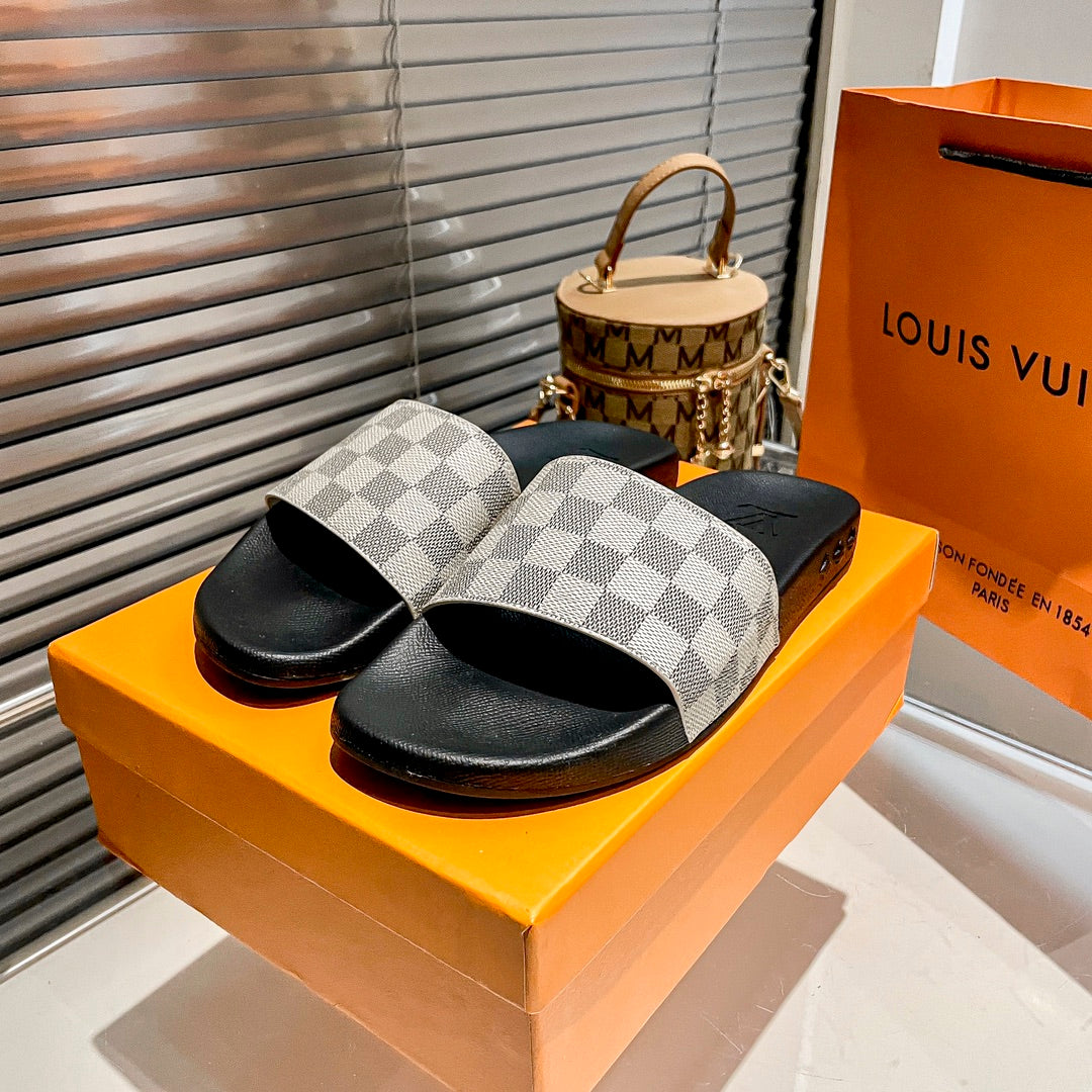 14E195Z Popular Slippers