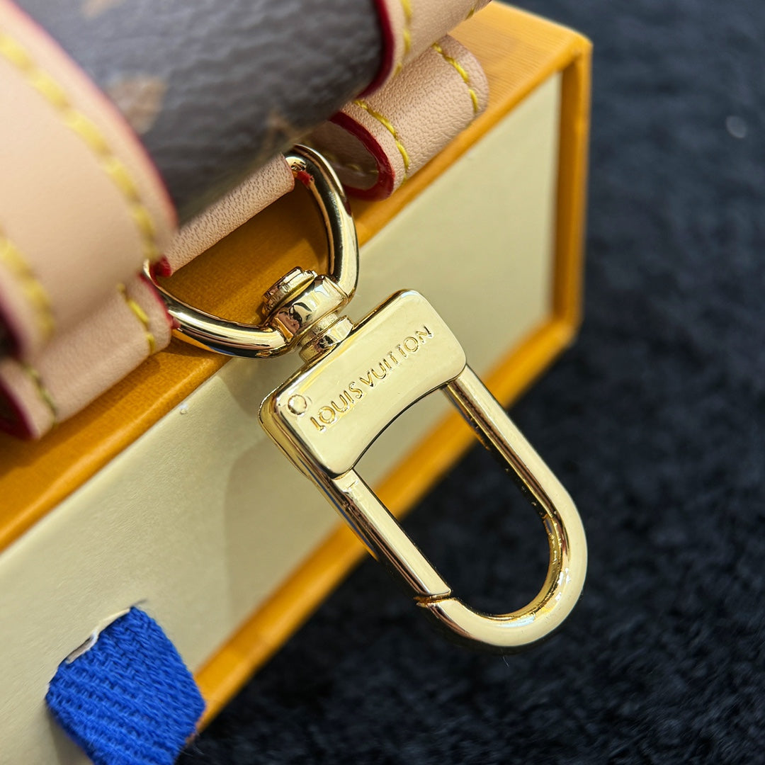 35ZE6A Popular bag 's charms accessories