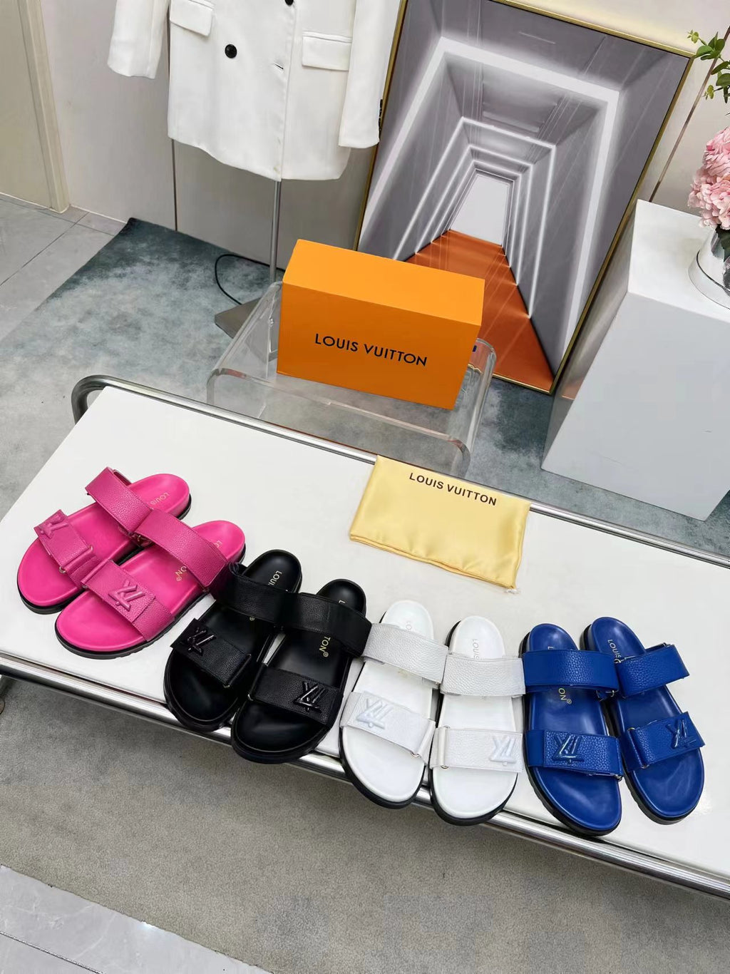 Z2X66B54 Popular high-quality leather slippers