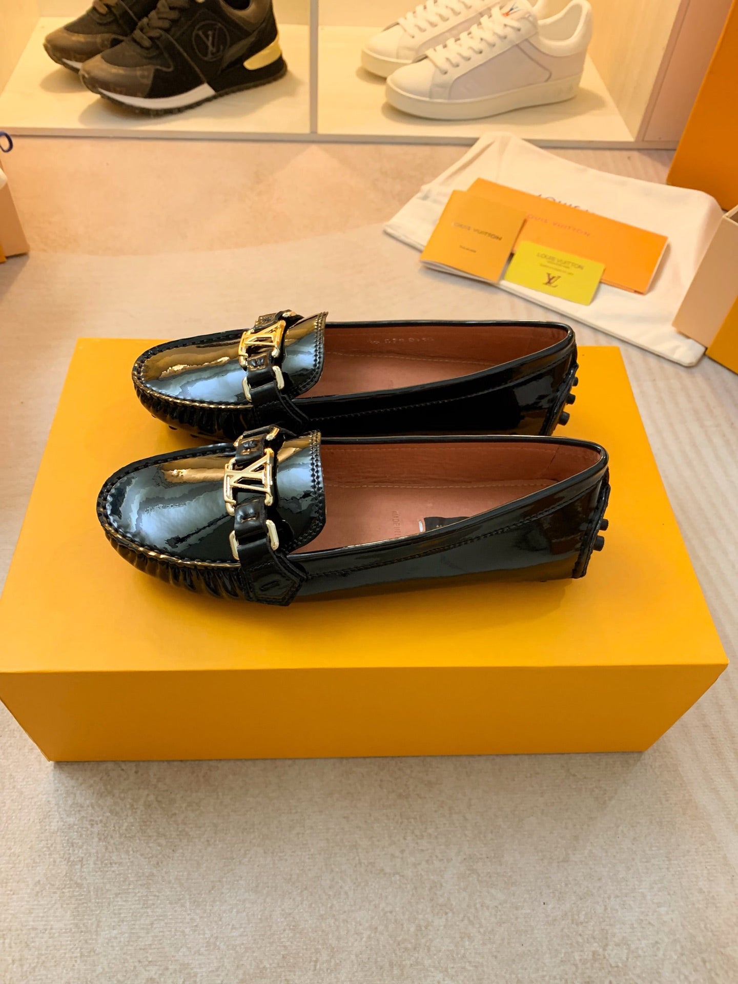 295QE98Z Popular high-quality leather shoes