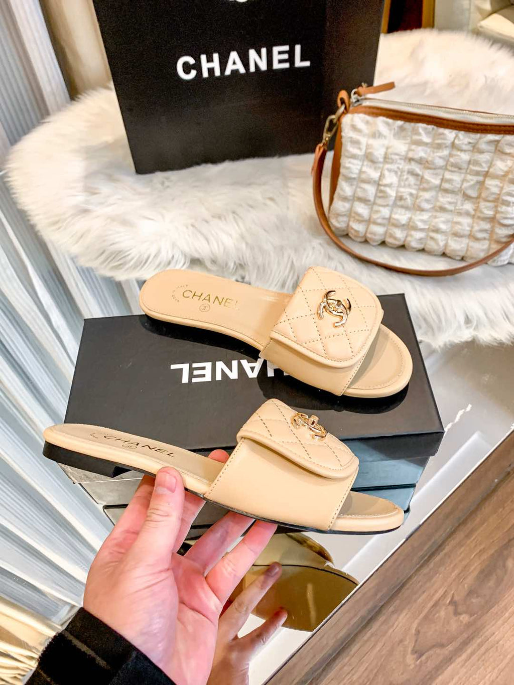 1ZC229Z Popular Slippers