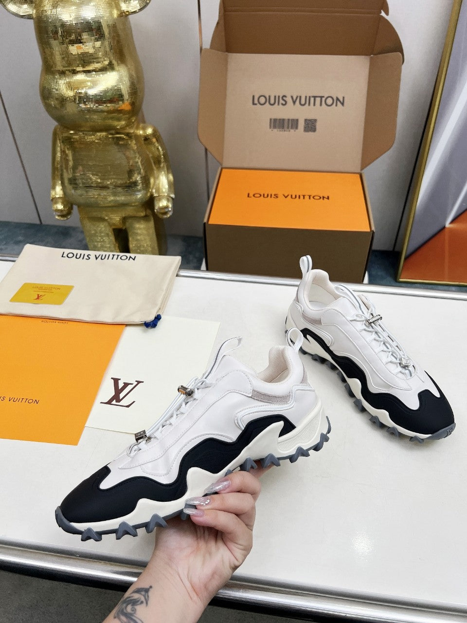 2105QE284Z Popular high-quality Shoes