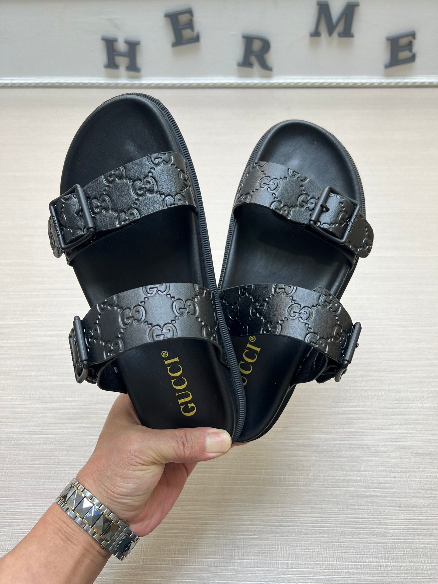 54B91Z Popular slippers