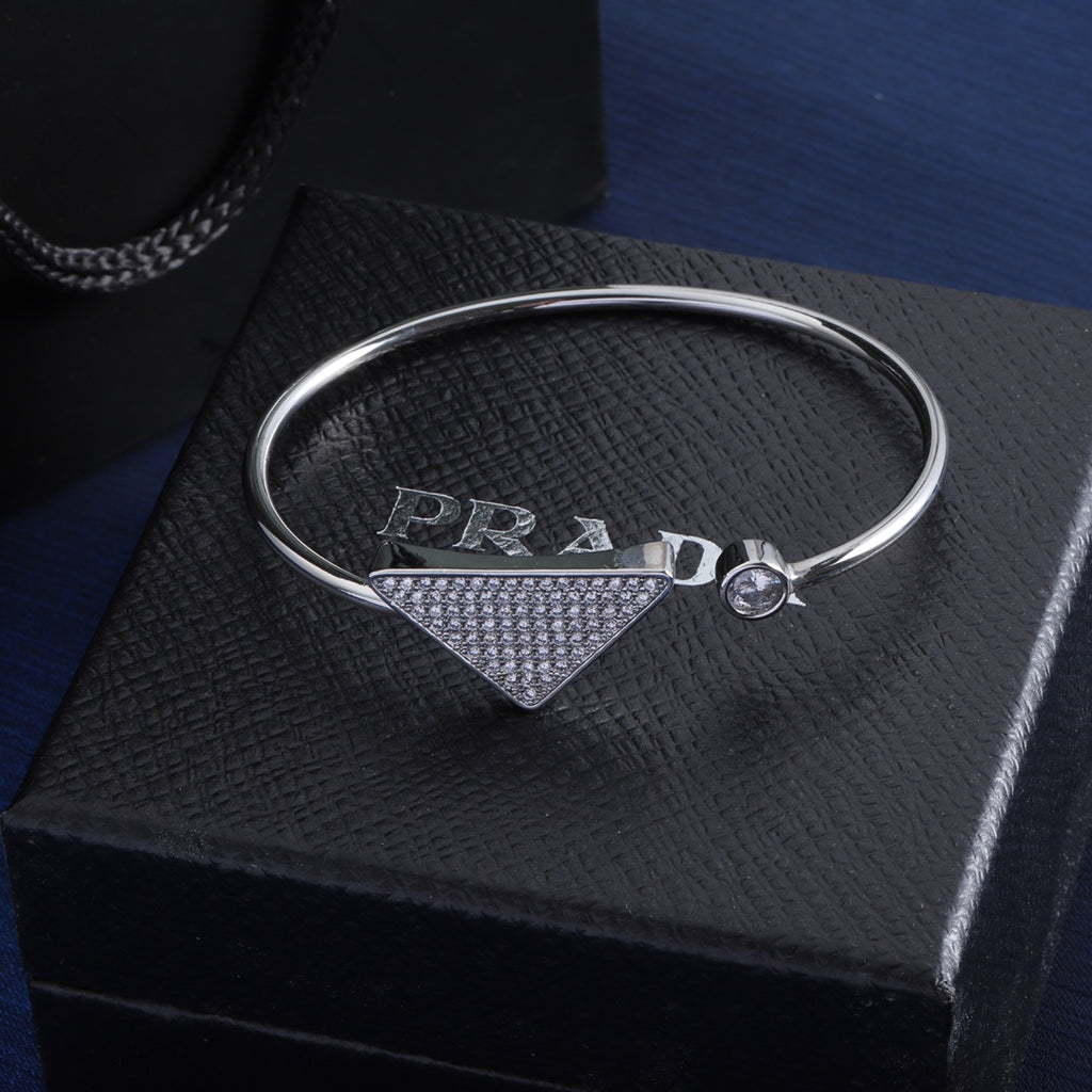 1YPD74K  Popular Bracelets