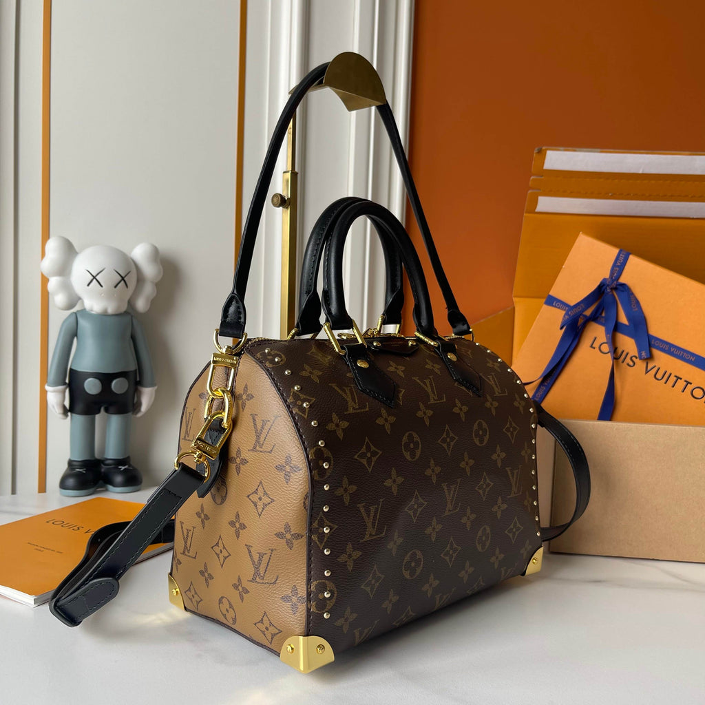 146PE77B Popular leather bag