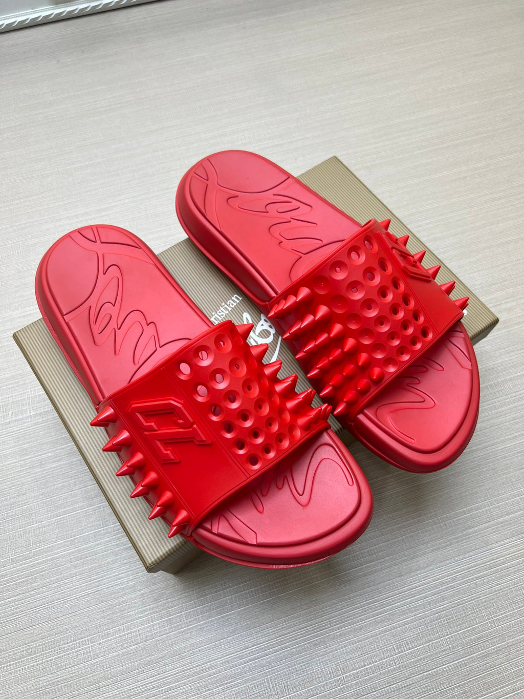 54A18Z Popular slippers