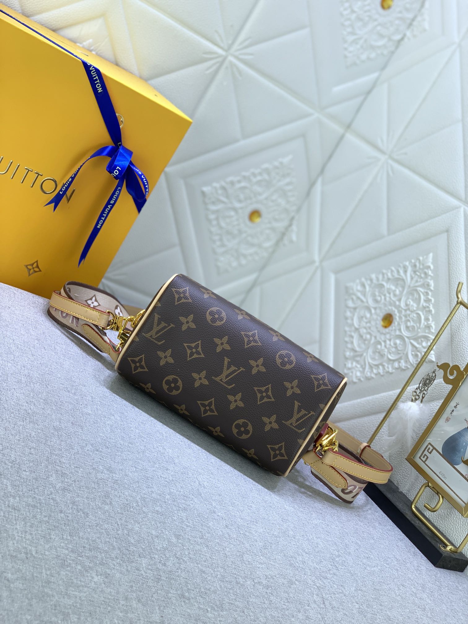 2XE44B Popular  leather bag 