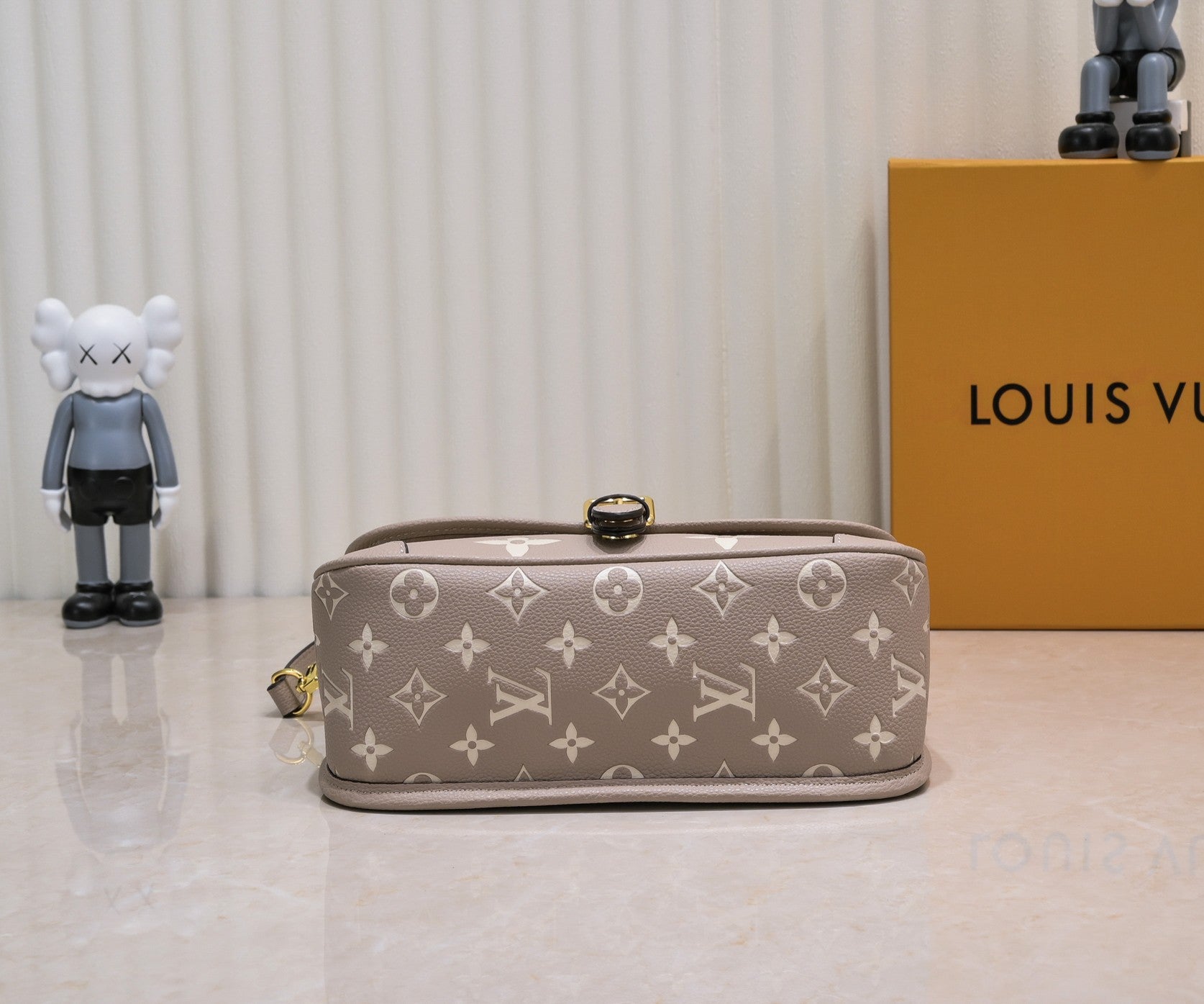 136PE40B Popular leather bag