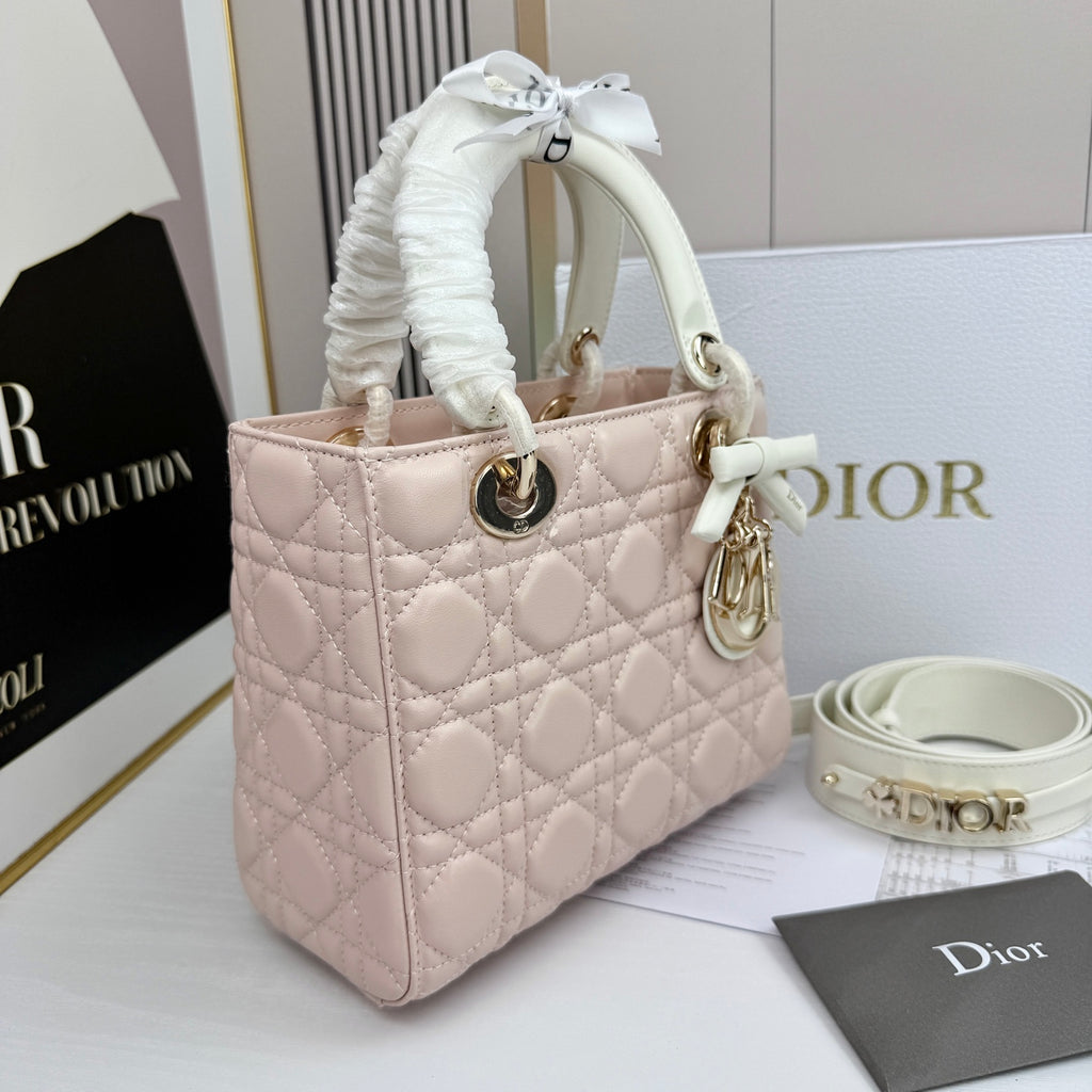 136ND24B Popular leather Purse bag