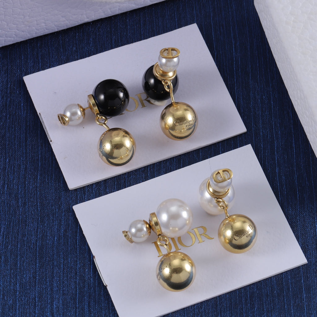 14D775E Popular  Earrings