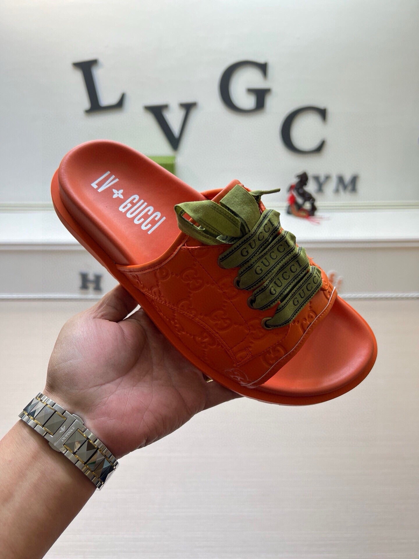 5WB242Z Popular Slippers
