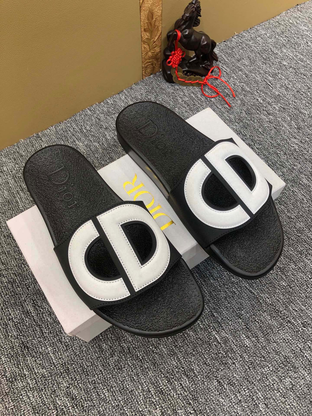 5LD216Z Popular Slippers