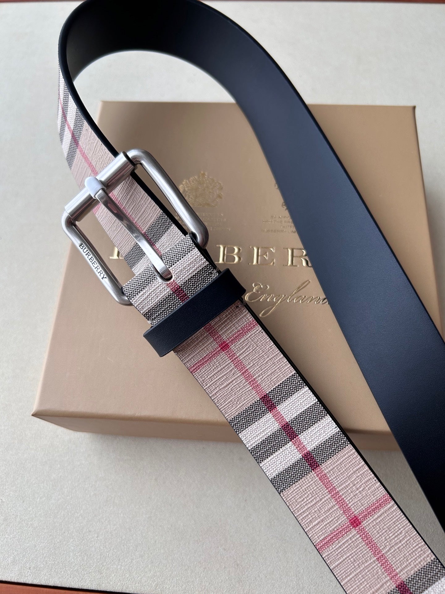 1115QR8P Popular High quality belt With full package