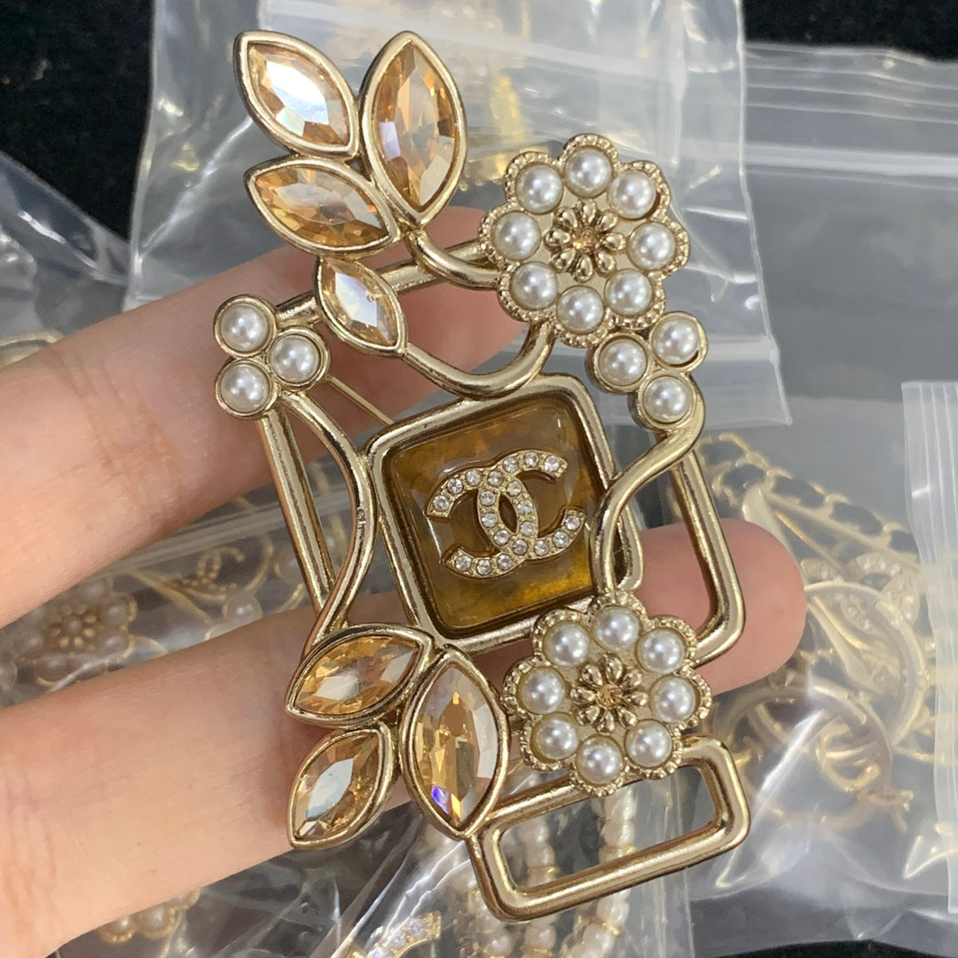 84C56E Popular  Brooch Earrings