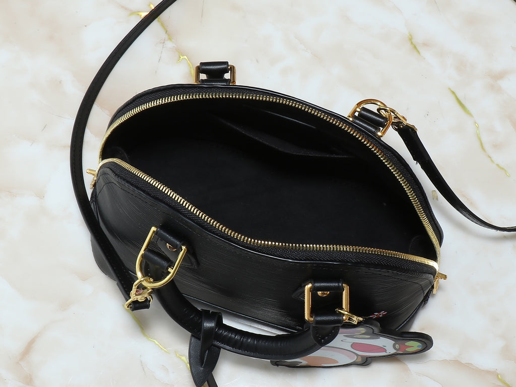 146PE103B Popular leather bag