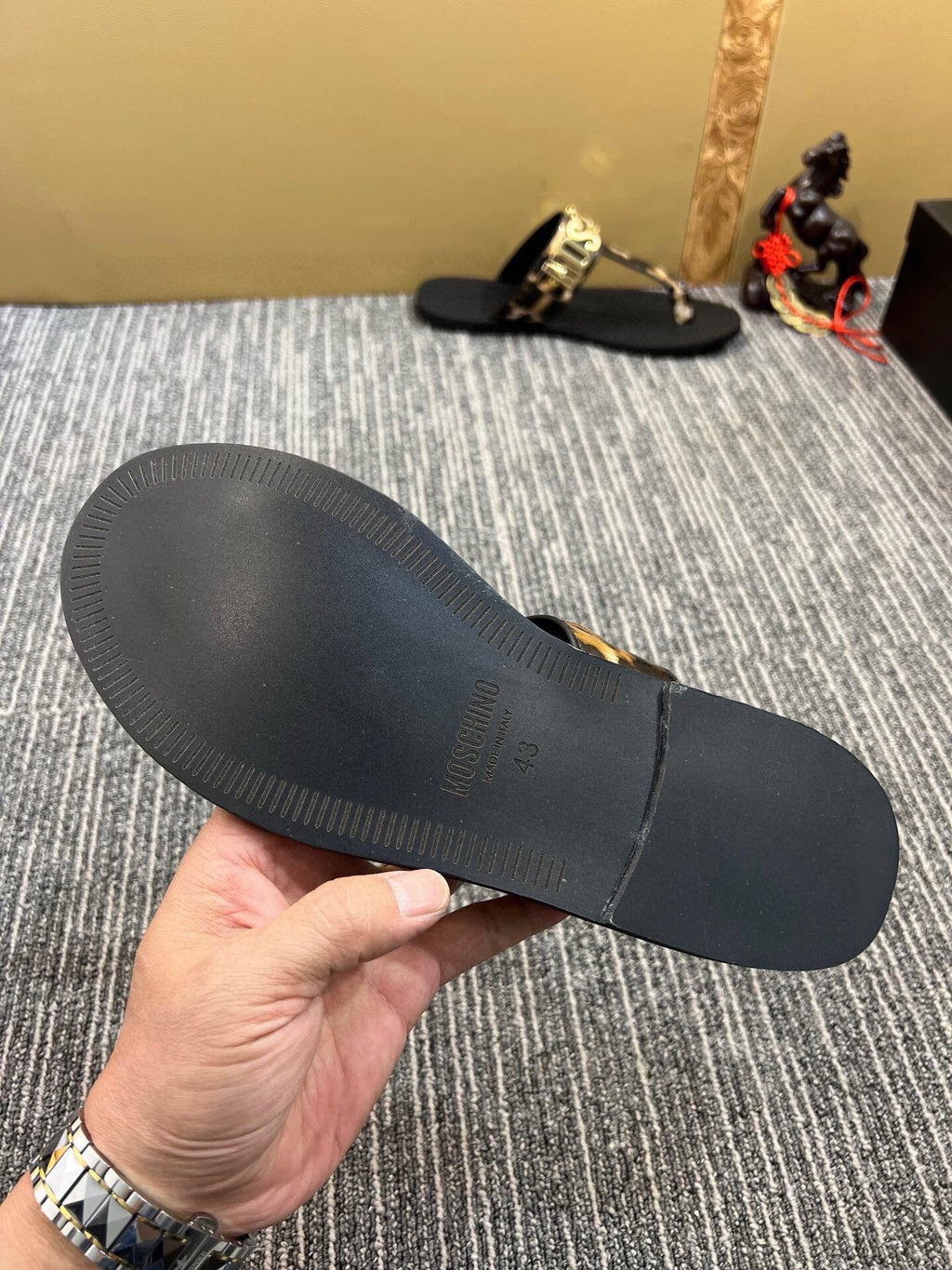 54A118Z Popular slippers