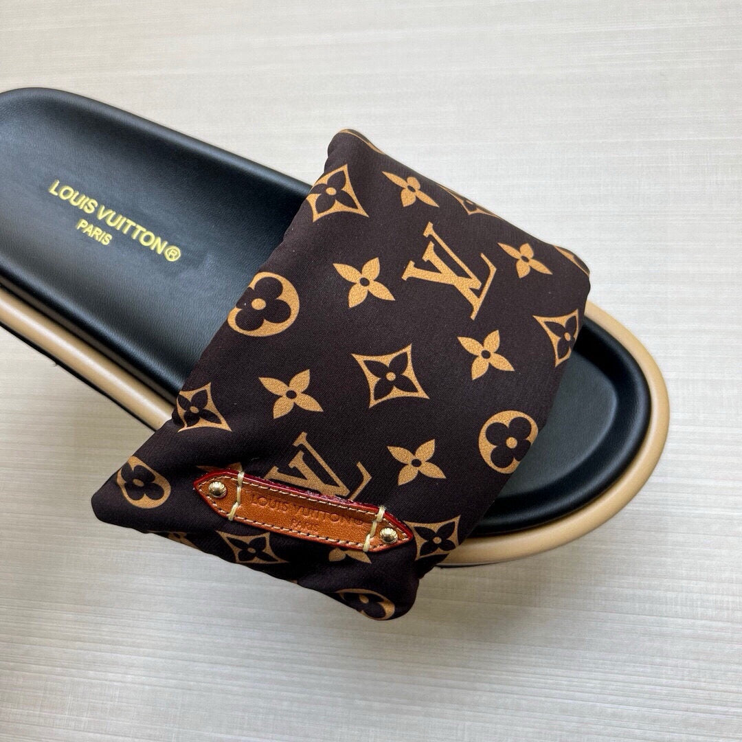5QE9Z Popular Slippers