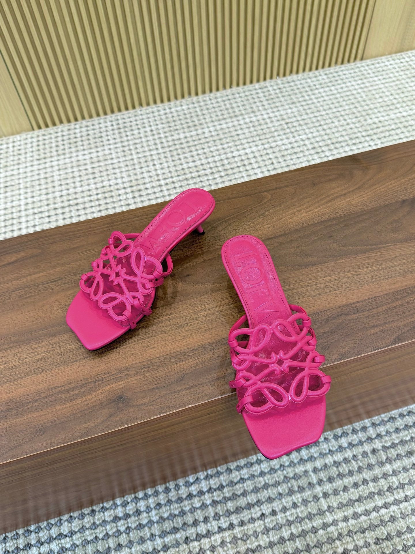 Z2X66A21 Popular high-quality leather Shoes