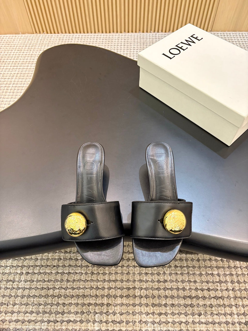 Z2X66V16 Popular high-quality leather Shoes