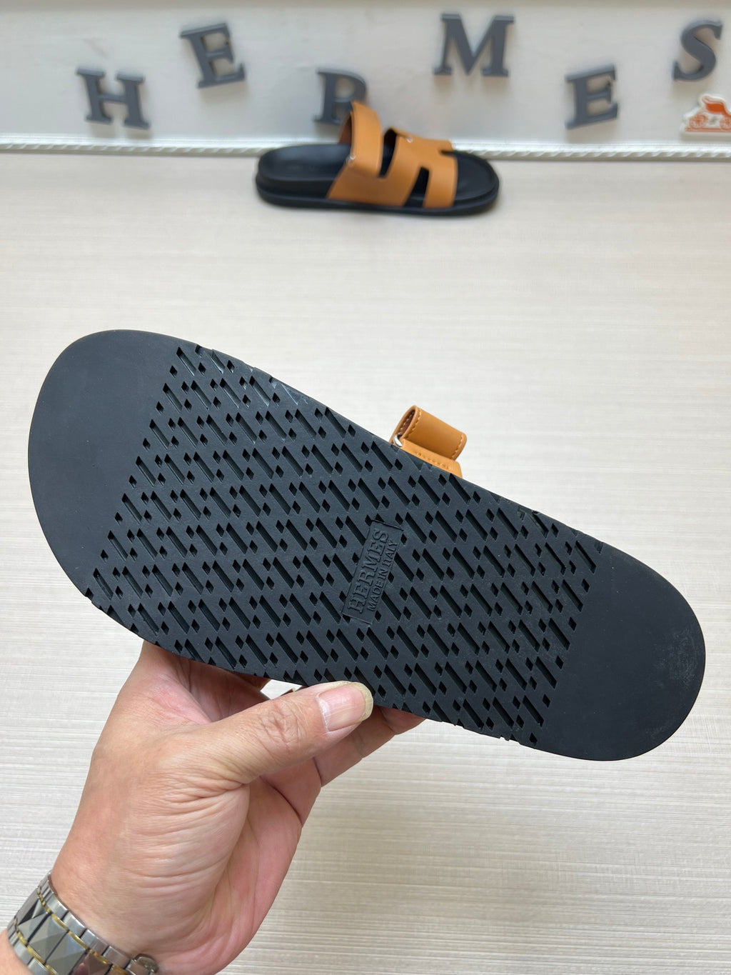 54H1Z Popular slippers