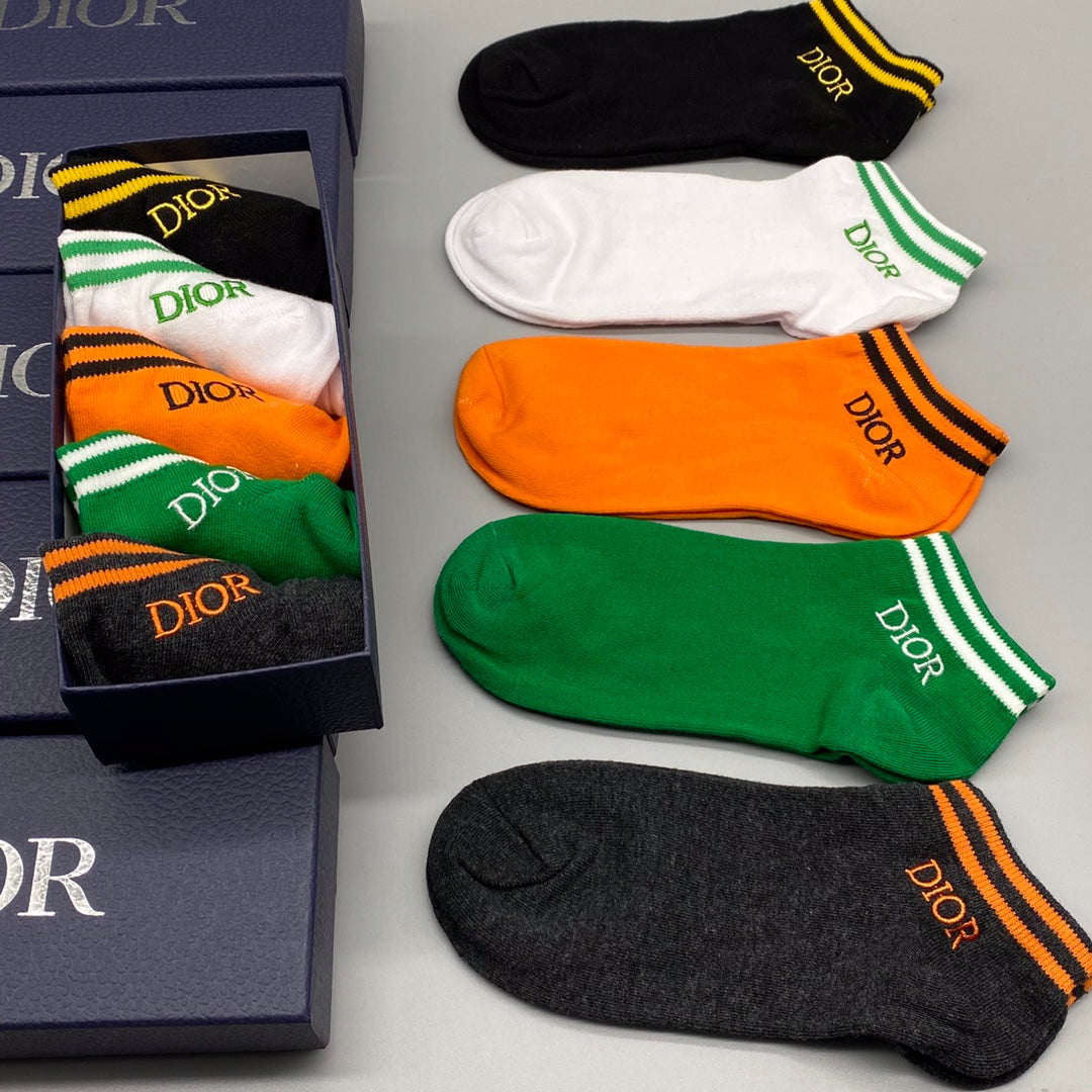 235QB63S Popular socks(5 pairs )