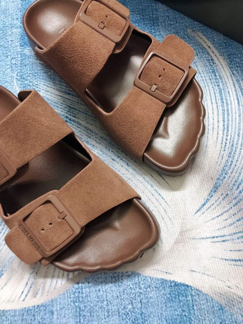 14J192Z Popular Slippers