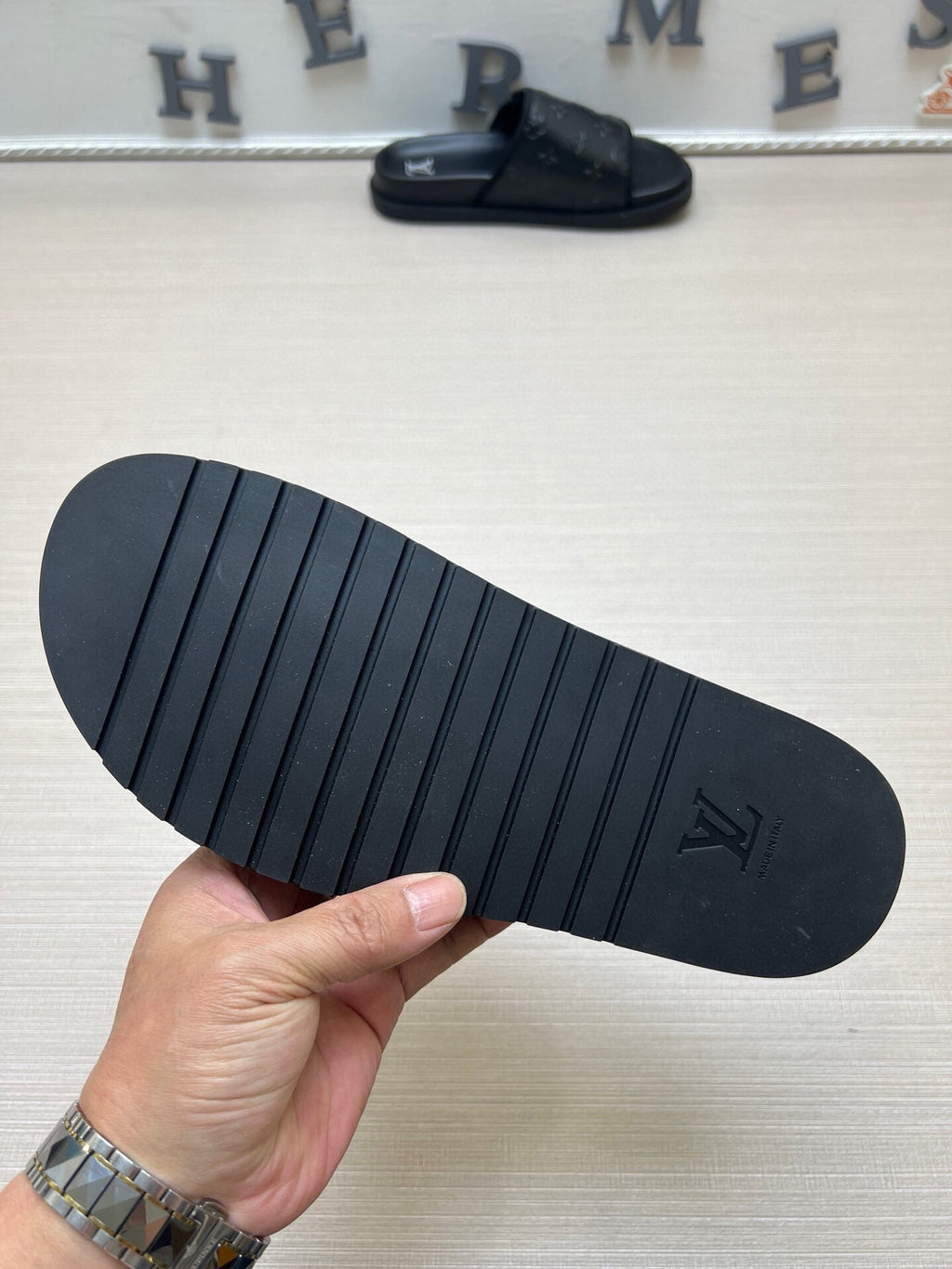 5WE253Z Popular Slippers