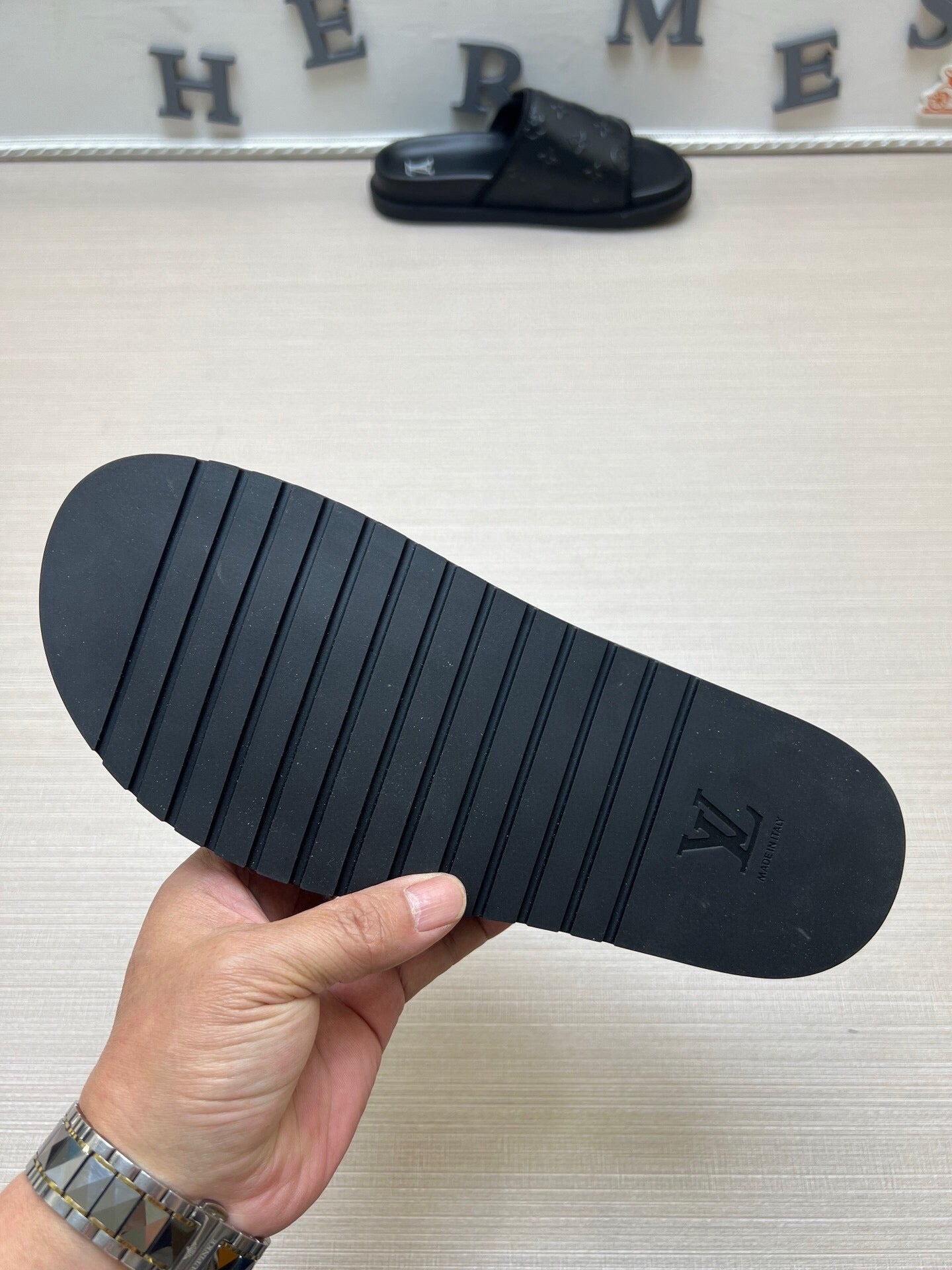 5WE253Z Popular Slippers