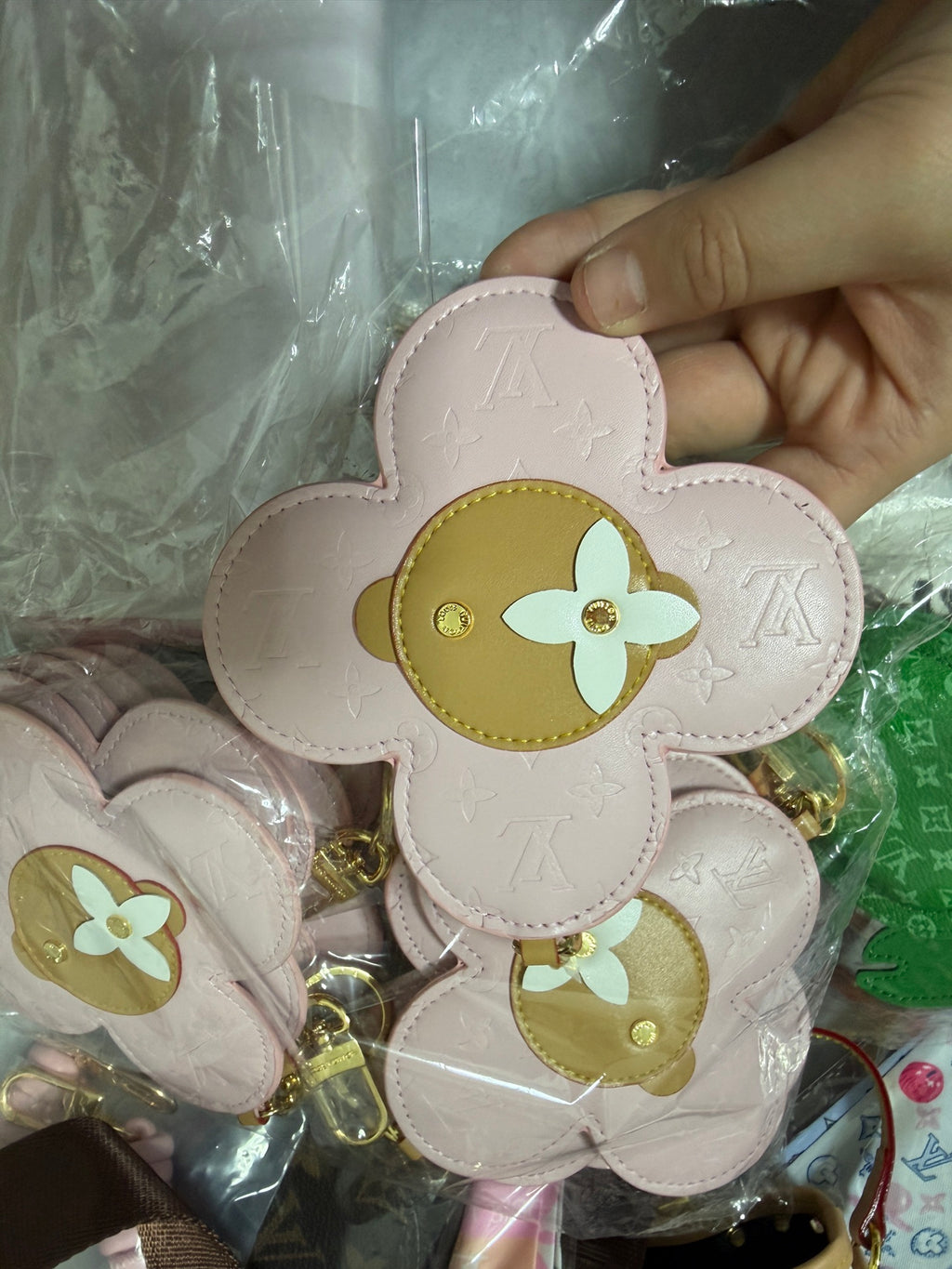 346RE37A Popular bag 's charms accessories