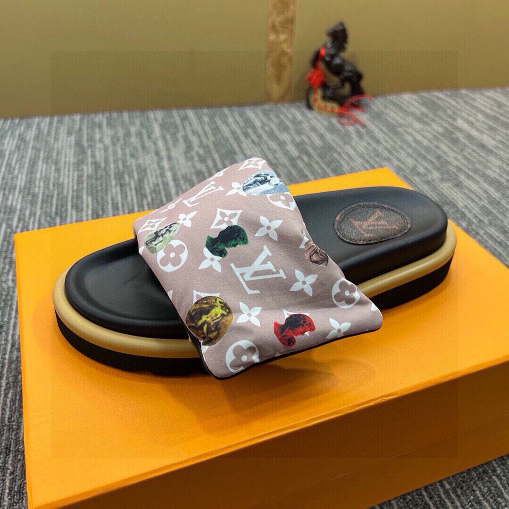 5QE12Z Popular Slippers
