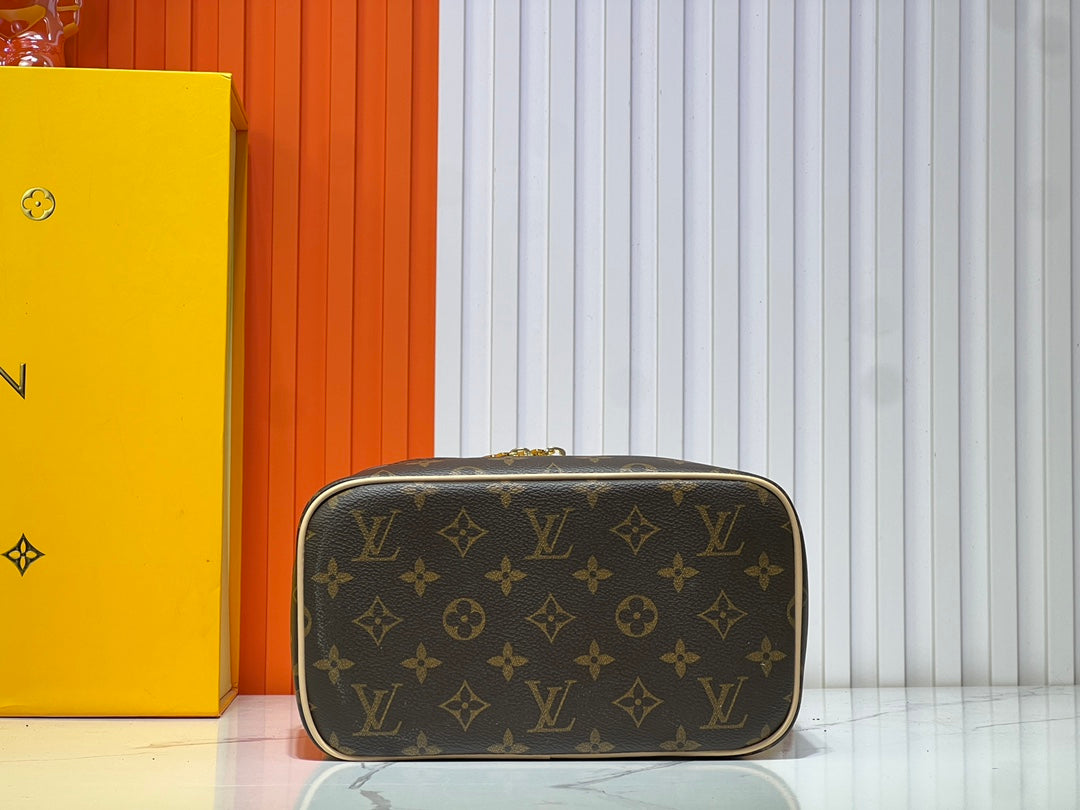 15XE10B Popular  leather bag