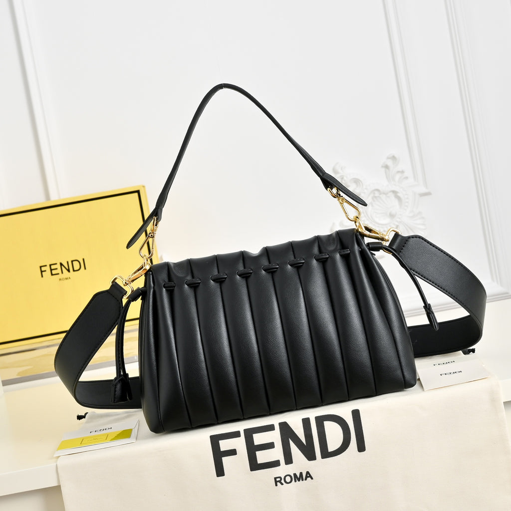 136PF106B Popular leather bag