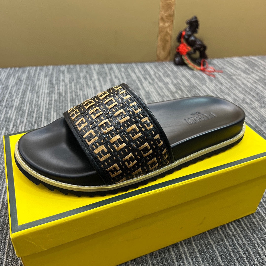 5XF104Z Popular Slippers
