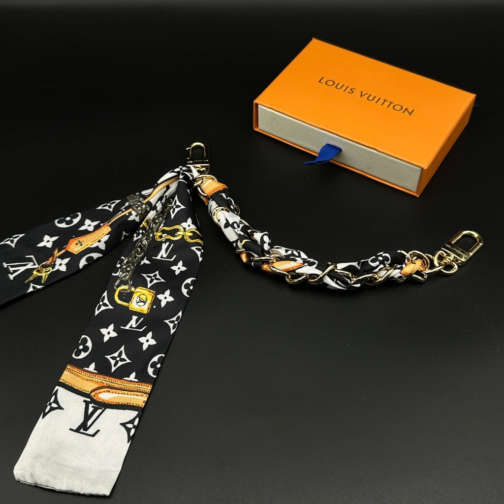 15ZE106A Popular bag 's charms accessories