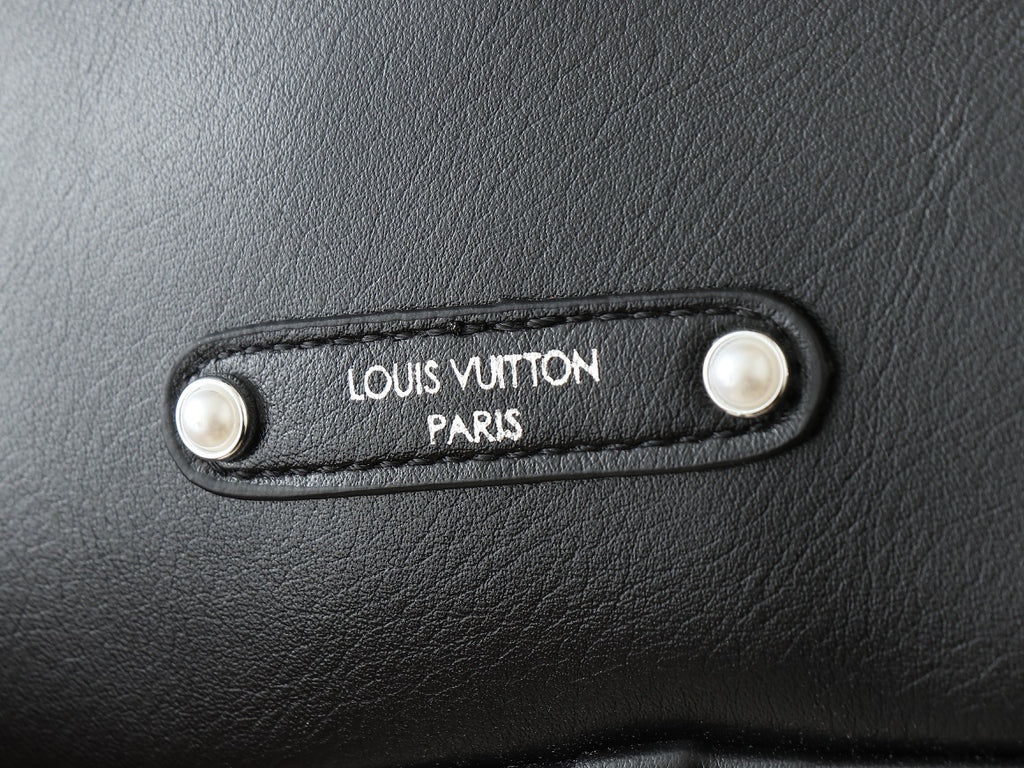 146PE108B Popular leather bag