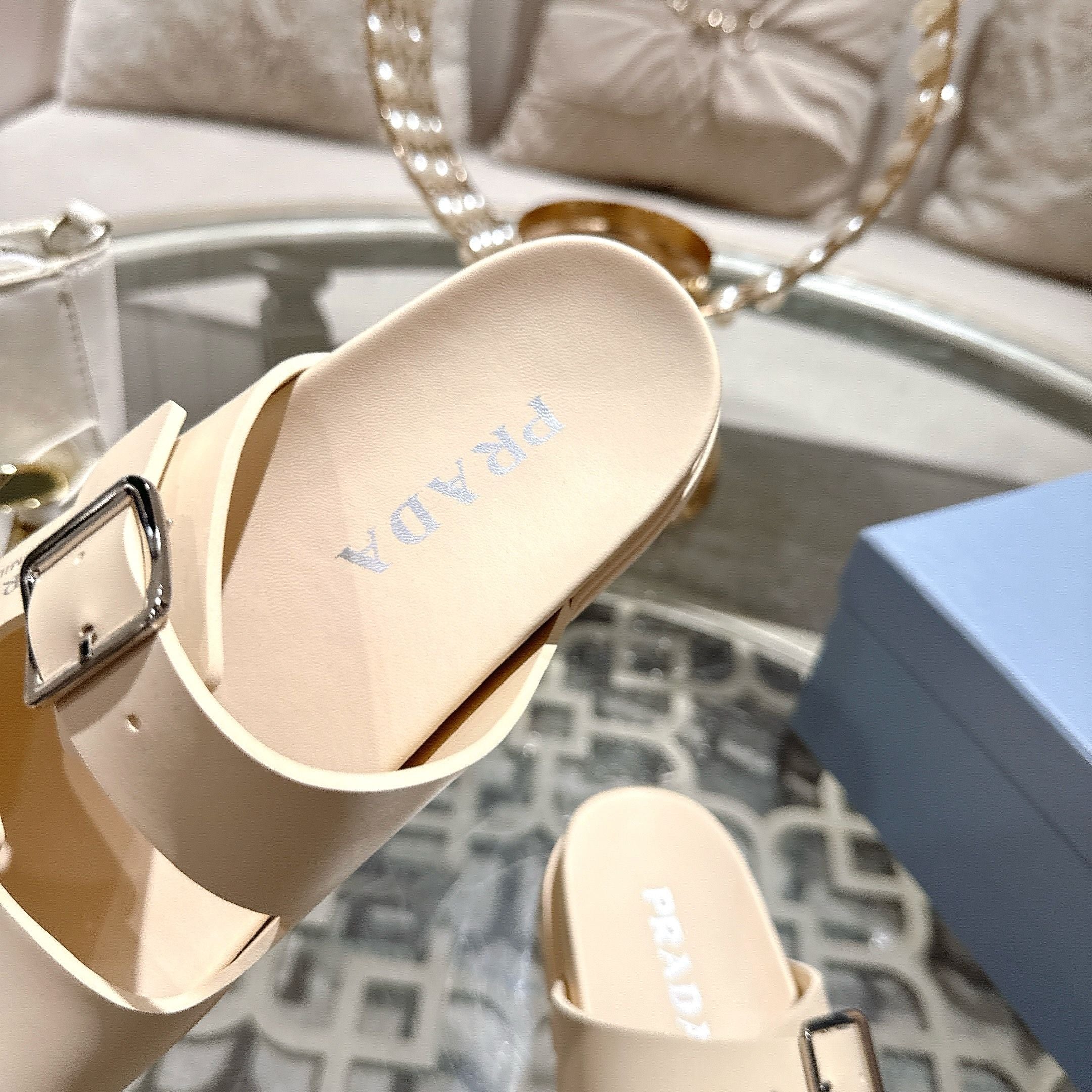 Z2N46P13 Popular high-quality Shoes