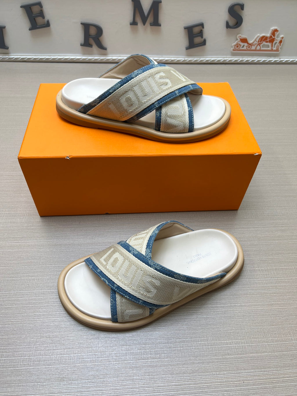 535ZE274Z Popular Slippers