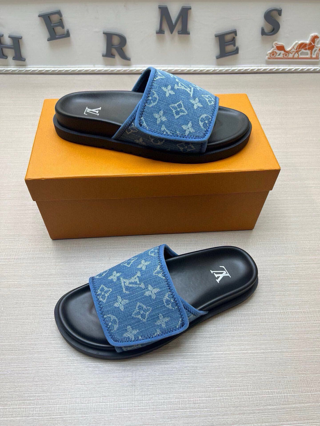5LE207Z Popular Slippers