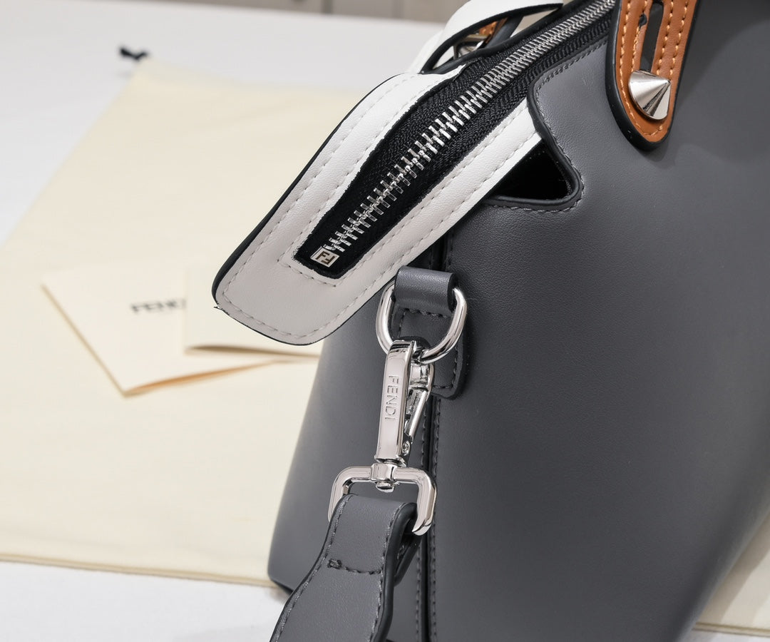 2XF132B Popular leather bag 