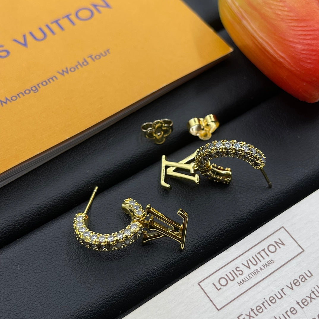 14E609E Popular Earrings