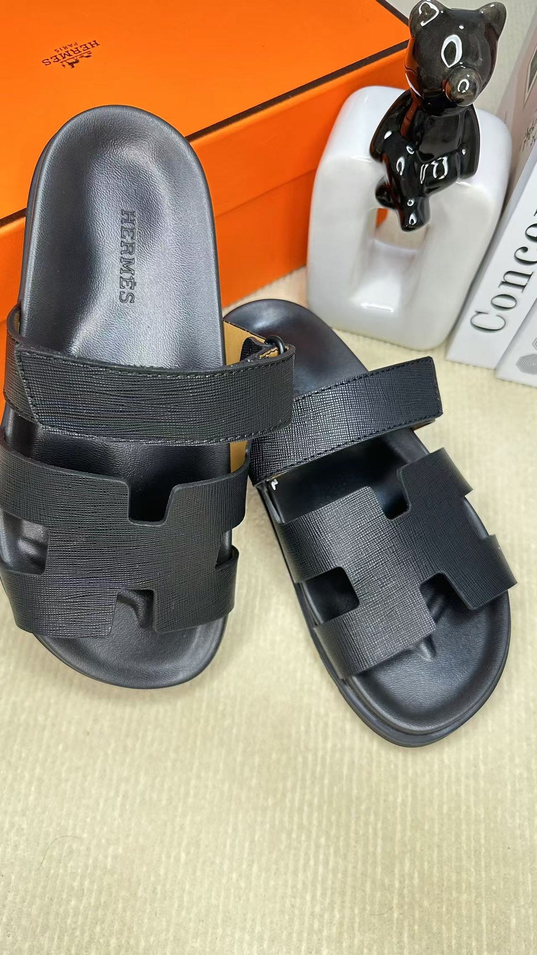 255QH26Z Popular leather shoes